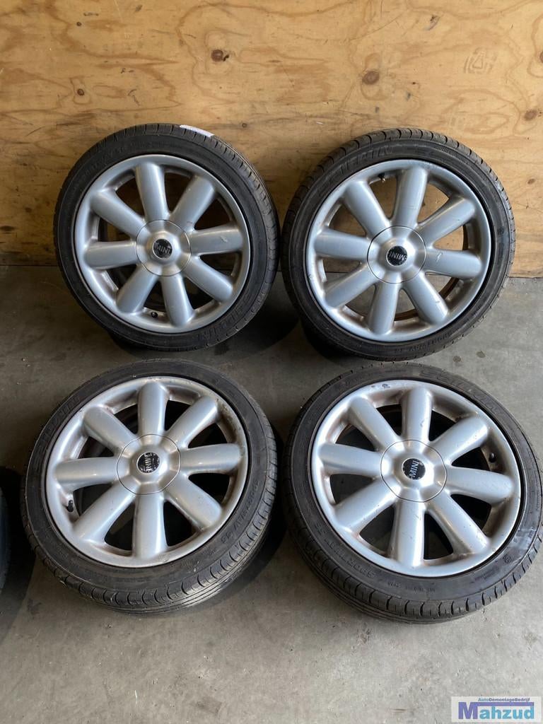 MINI CLUBMAN Velgen 4x100 56.1 17 inch, Gebruikt, Customer.service@mini.co.uk, Band(en), BMW AG
