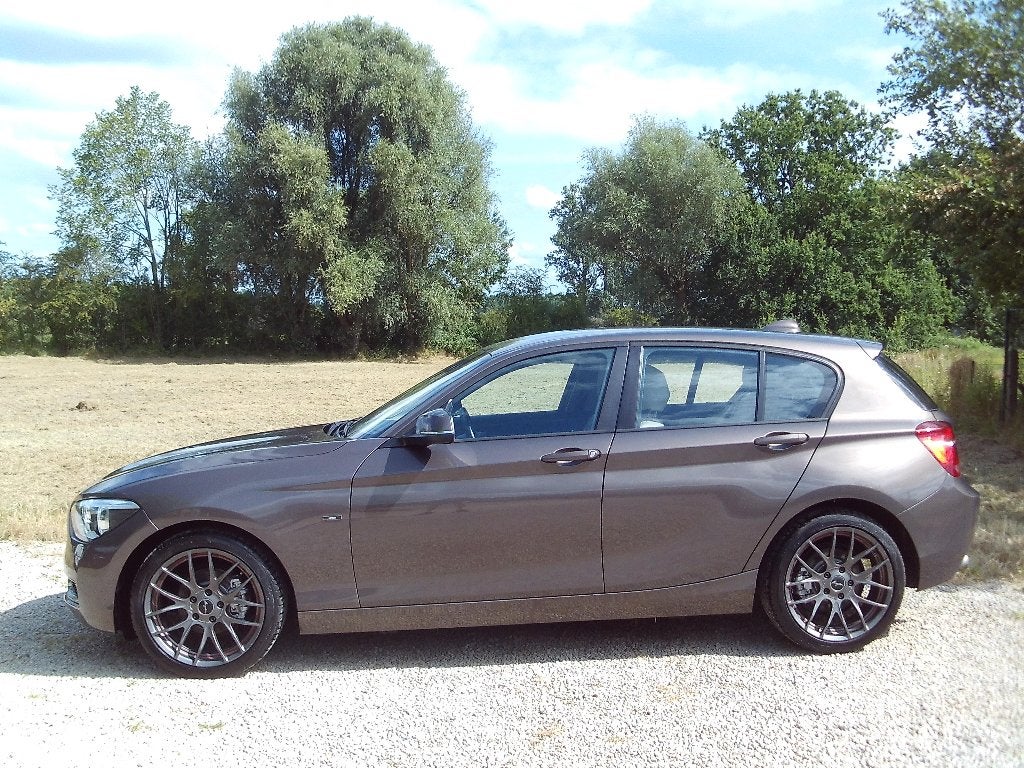 BMW 114d  8"X18"Alu Sport Speciale Edition "URBAN"  Nw staat, Autos, BMW, Cuir, Euro 5, Achat, Beige