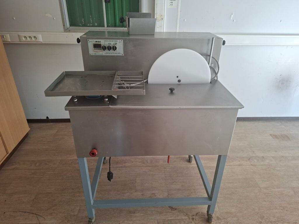 Chocolade wielmachien, Zakelijke goederen, Ophalen