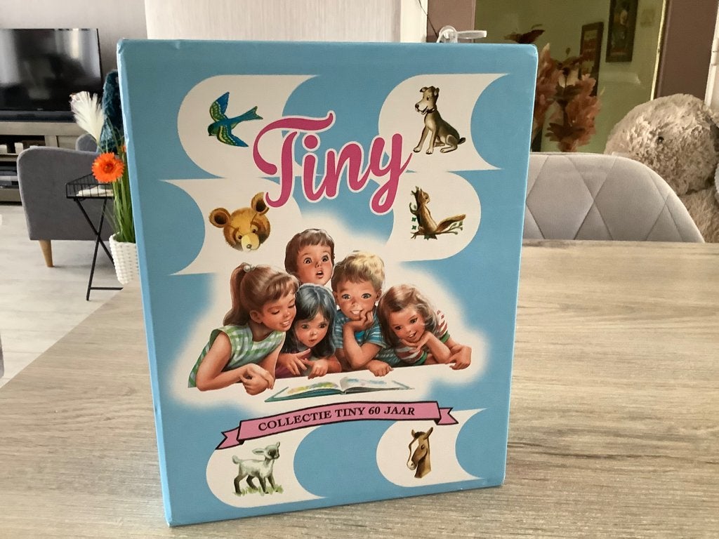 Tiny 60 jaar verzamelbox, Garçon ou Fille, Enlèvement ou Envoi, Comme neuf, 4 ans