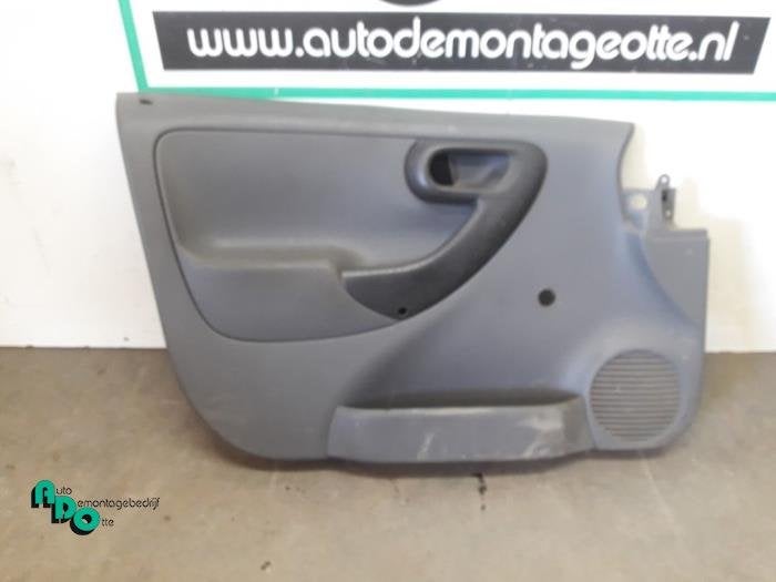 Revêtement portière 2portes gauche d'un Opel Combo, -, Opel, 3 mois de garantie, Utilisé