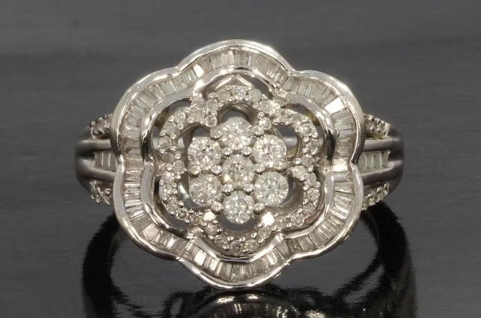130 diamanten exclusieve gouden ring briljant dames luxe, Ophalen of Verzenden, Zo goed als nieuw, Dame of Heer, Met edelsteen