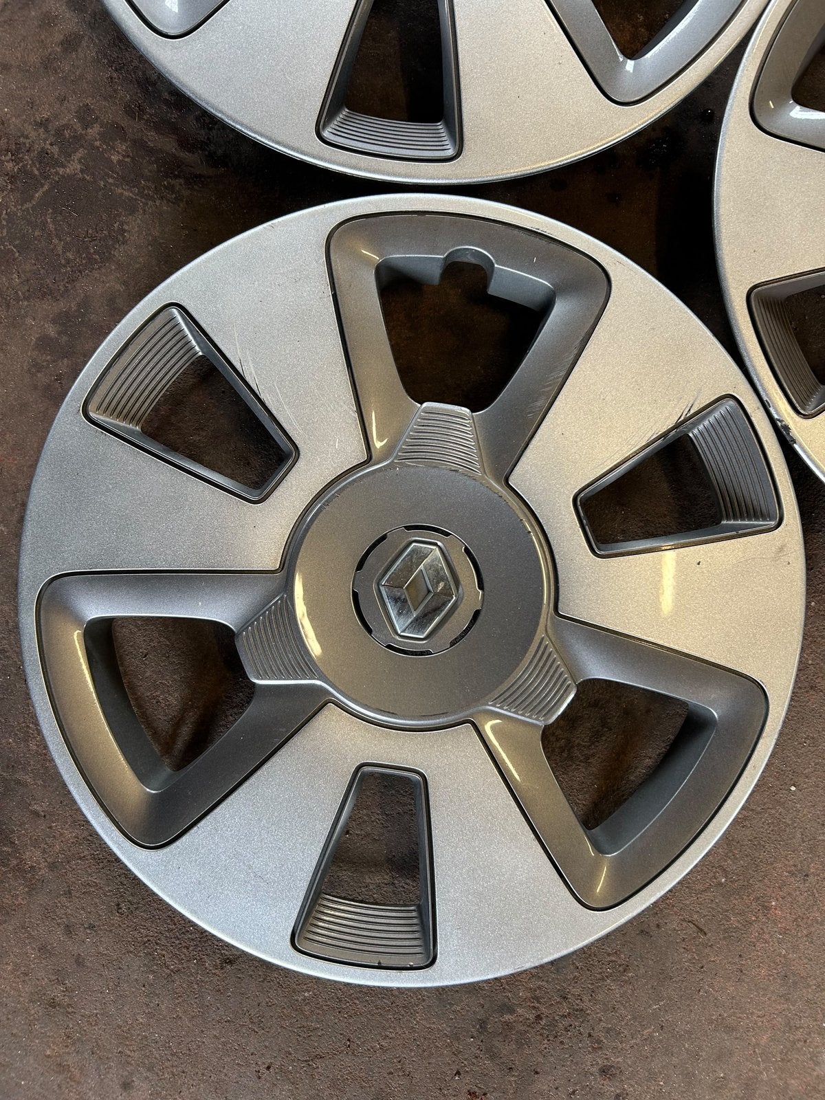 Renault wieldeksels 15 inch, Enlèvement, Comme neuf