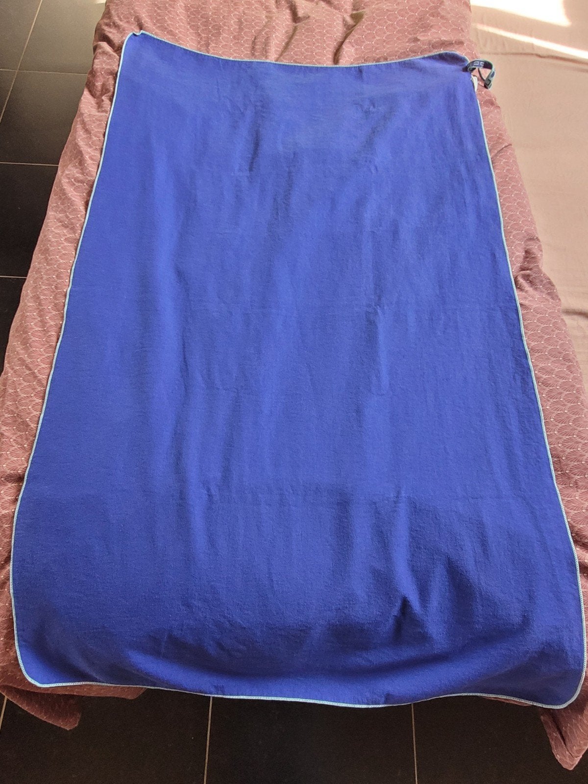 Handdoek Decatlon Nabaiji, Ophalen, Gebruikt, Blauw, Handdoek