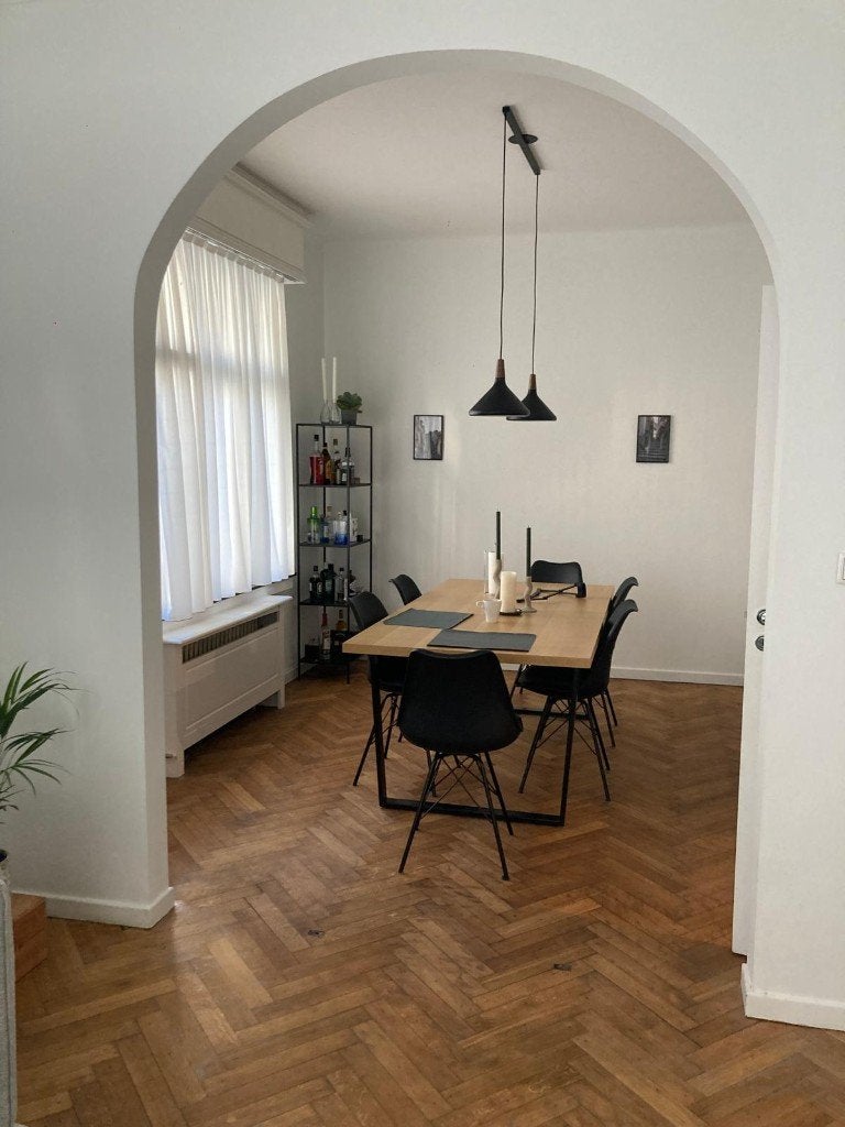 Eettafel, Huis en Inrichting, Tafels | Eettafels, Ophalen, 50 tot 100 cm, Zo goed als nieuw, Vijf personen of meer