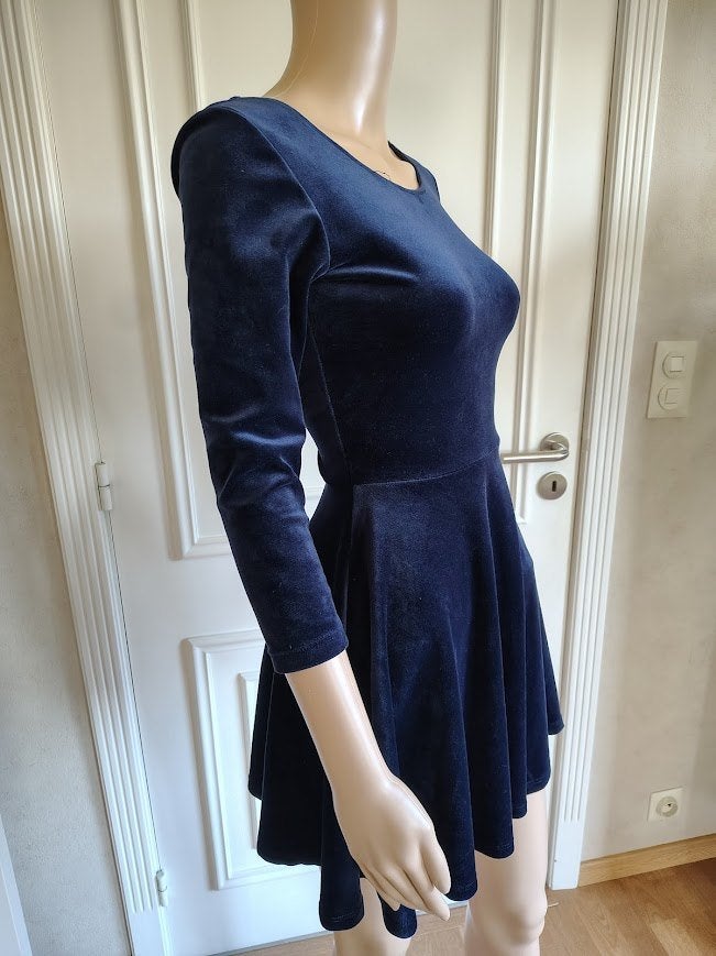 leuk jurkje jurkje van brandy melville, Enlèvement ou Envoi, Au-dessus du genou, Comme neuf, Bleu