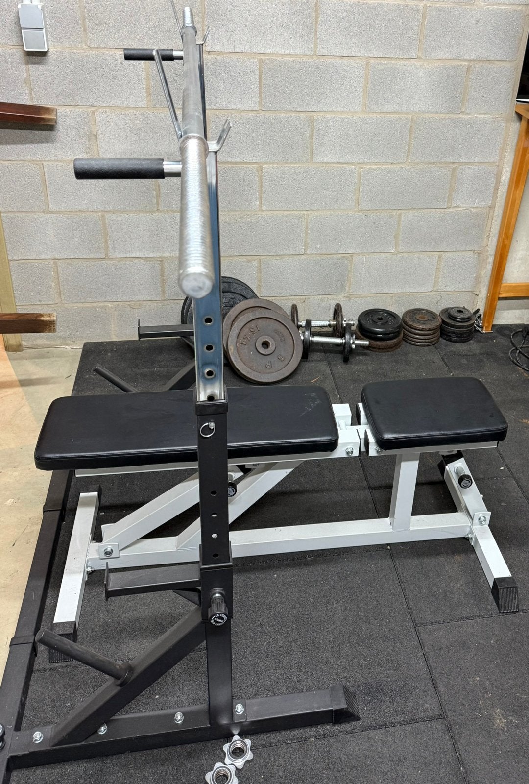 Bankje + deadlift/benchpress station, Enlèvement, Comme neuf