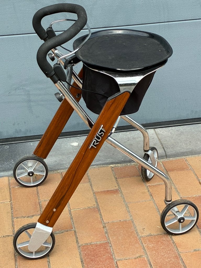 Rollator trust, Ophalen, Lichtgewicht, Nieuw