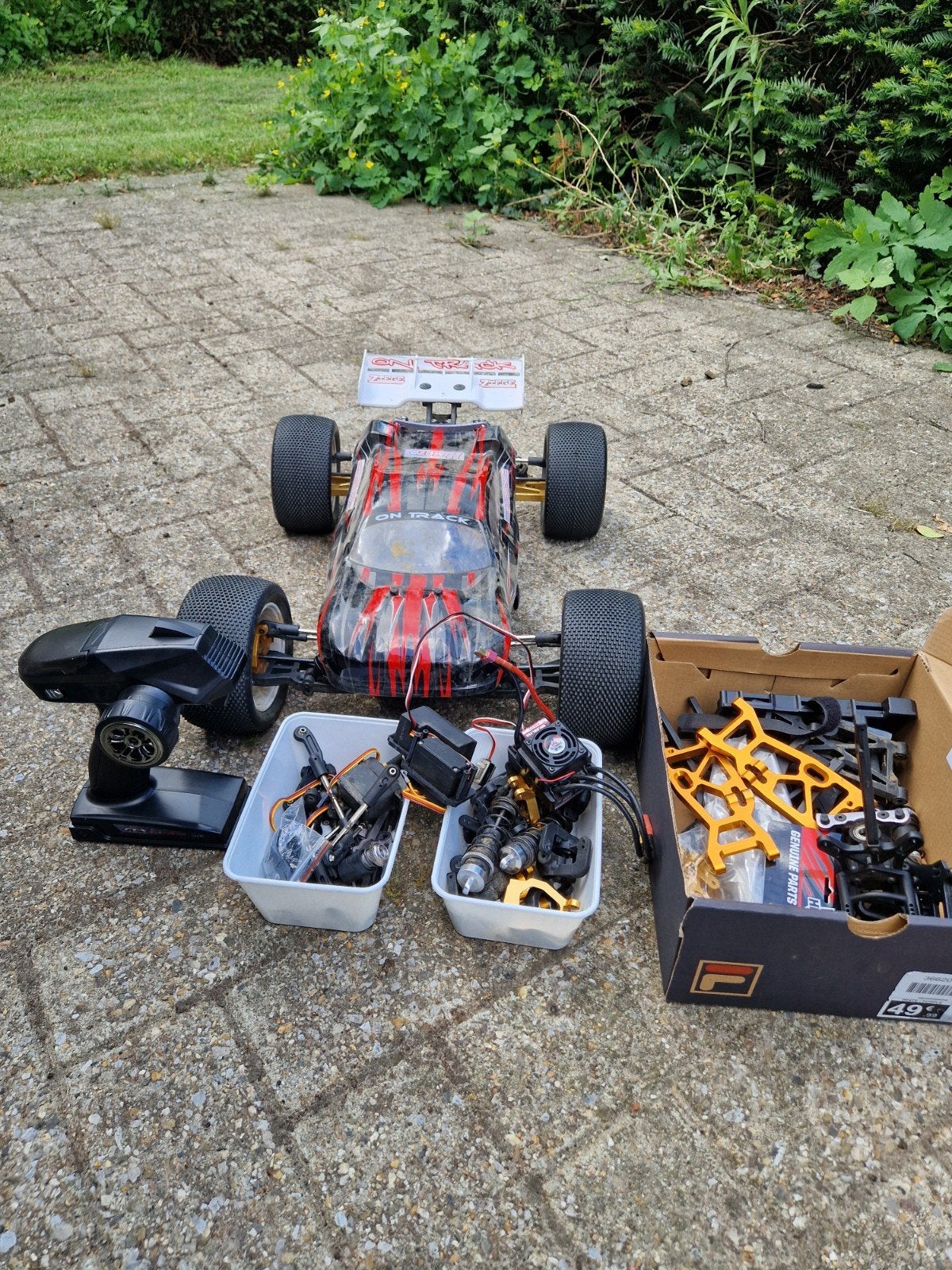 Himoto zieth 1/8 met vele extras, Hobby en Vrije tijd, Modelbouw | Radiografisch | Auto's, Ophalen