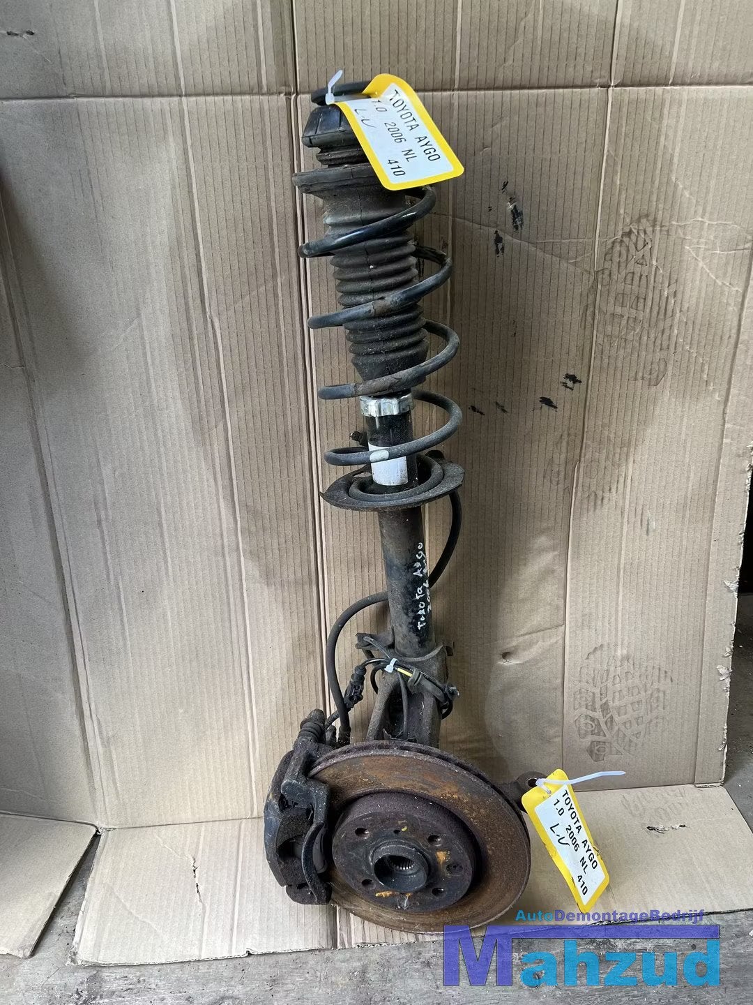TOYOTA AYGO Links veerpoot compleet met remklauw 2005-2014, Info@toyota.co.jp, Toyota Motor Corporation, Toyota-Cho 1
471-8571  Toyota City