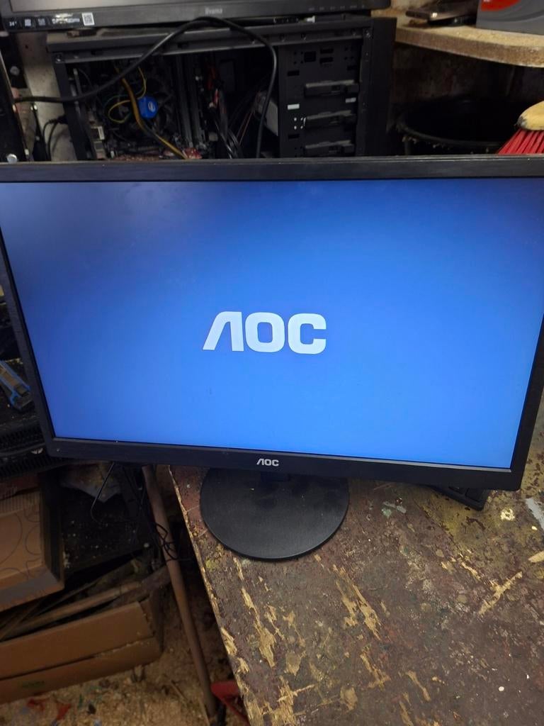 ECRAN AOC E2270SW 21.5 POUCES, 5 ms ou plus, 60 Hz ou moins, Enlèvement, Utilisé