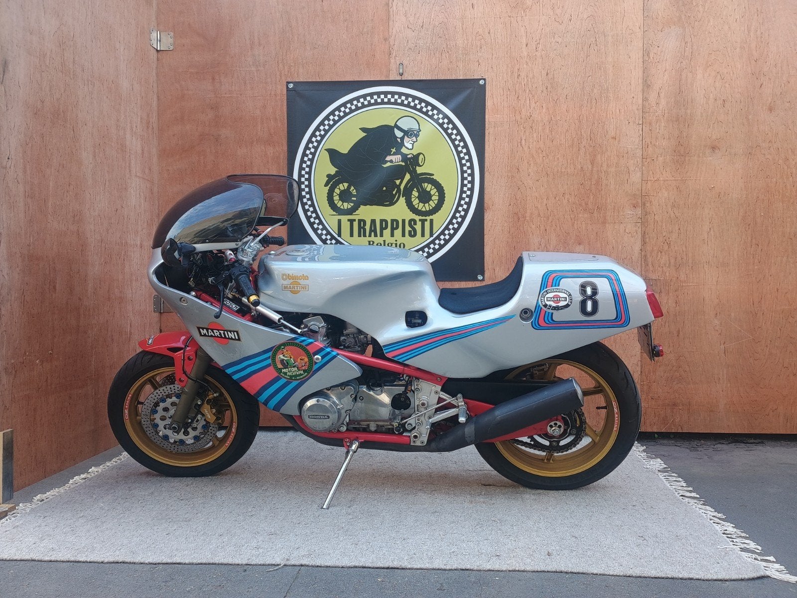 bimota hb 2, Motos