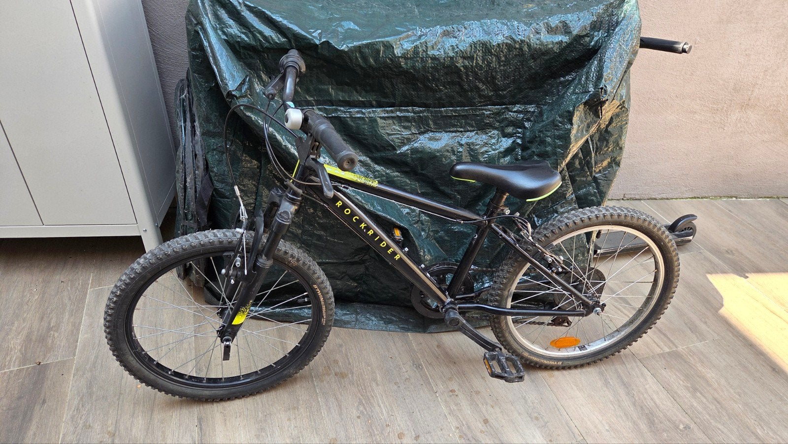 Kinderfiets mountainbike Rockrider 20" zwart, Ophalen, 20 inch of meer, Gebruikt, Velgrem