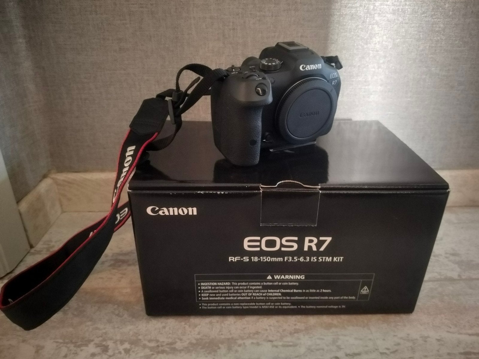 Canon EOS R7 + Canon Mount Adapter EF-EOS R, Enlèvement