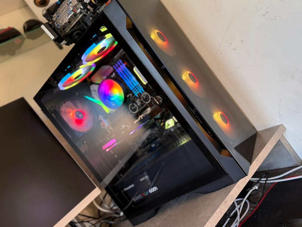 Krachtige Gaming PC – i7 + GTX 1660 Ti 32GB RAM – RGB Setup!, Ophalen, Zo goed als nieuw
