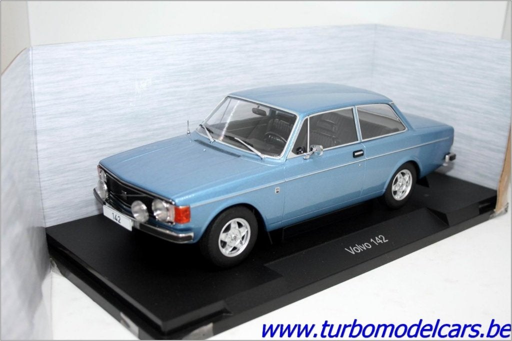 Volvo 142 1973 Lichtblauw 1/18 Model Car Group, Ophalen of Verzenden, Nieuw, Auto, Overige merken