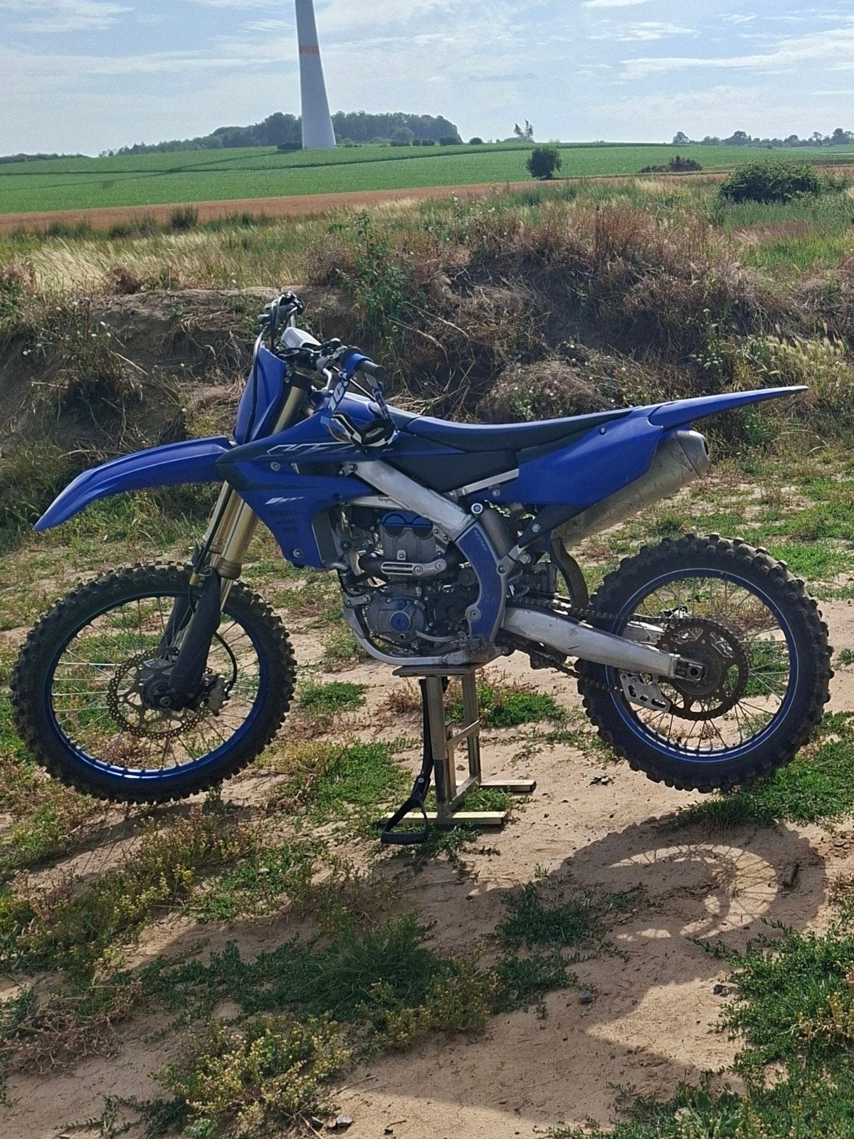 Yzf 250 2023 blue, Motos, Motos | Yamaha, Particulier