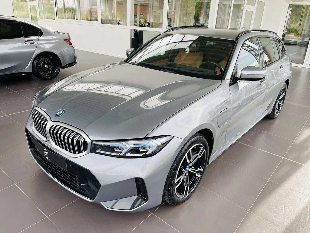 BMW 3 Serie 330 eA * GARANTIE + PACK M + LED + GPS PRO + CUI, Autos, Cuir, Argent ou Gris, Achat, Entreprise