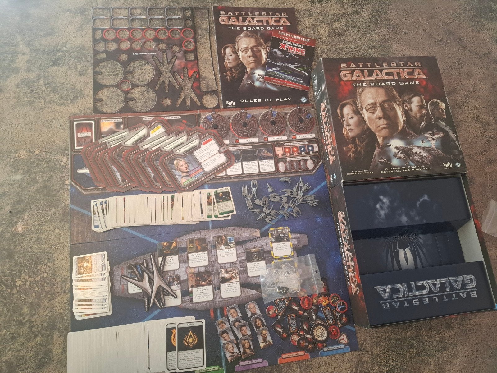 battlestar galactica the board game, Ophalen of Verzenden, Zo goed als nieuw, Overige soorten
