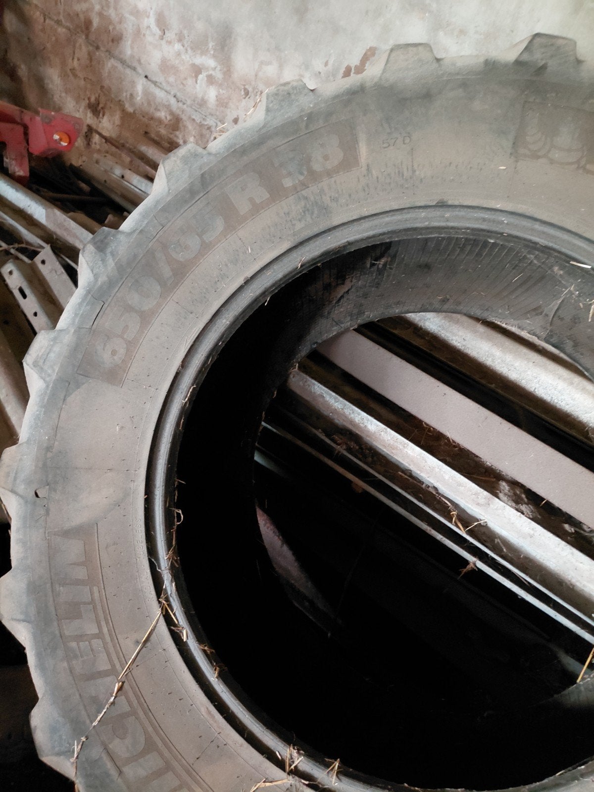 Michelin multibib 650 65 r38, Articles professionnels, Enlèvement