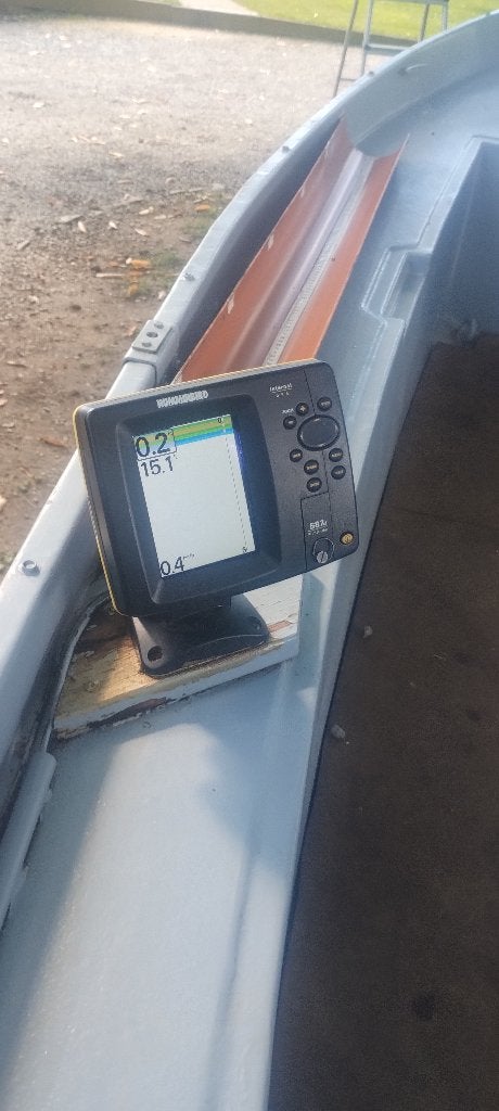 Visboot te kop, Ophalen, Gebruikt, 4 m, Elektrisch