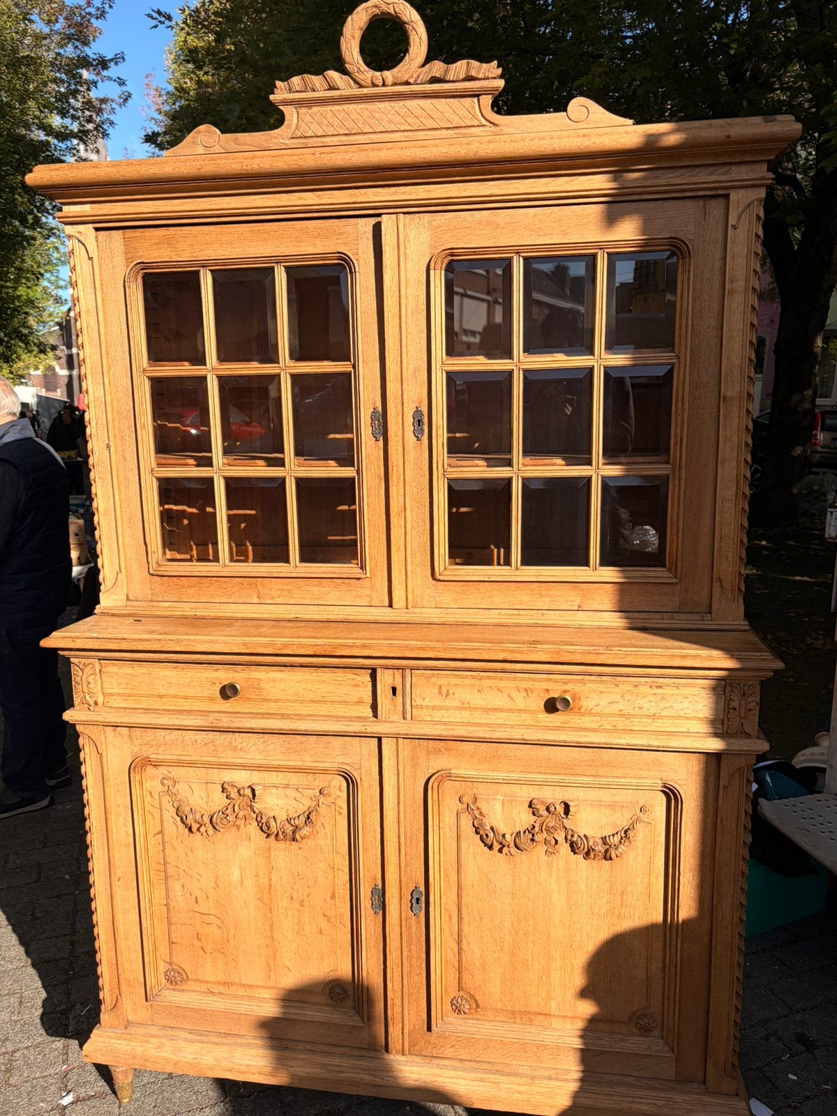 Magnifique buffet/vitrine ancien en bois Travail artisanal, Ophalen, Zo goed als nieuw, Met deur(en)