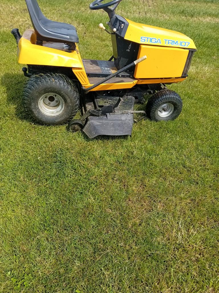 zitmaaier groot model met 2 cilinder motor, Stiga, Démarrage électrique, Enlèvement, Utilisé