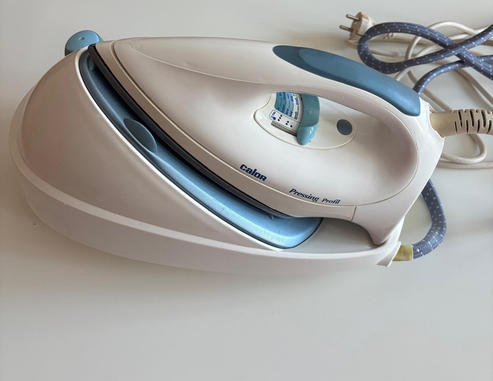 Stoomstrijkijzer Calor, Elektronische apparatuur, Ophalen, Zo goed als nieuw, Strijkijzer met snoer