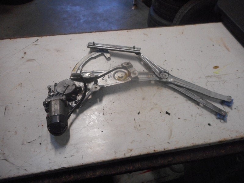 RAAMMECHANIEK ELEK LINKS VOOR Volvo 940 I Estate, Gebruikt, Info@volvocars.com, Voor, Volvo