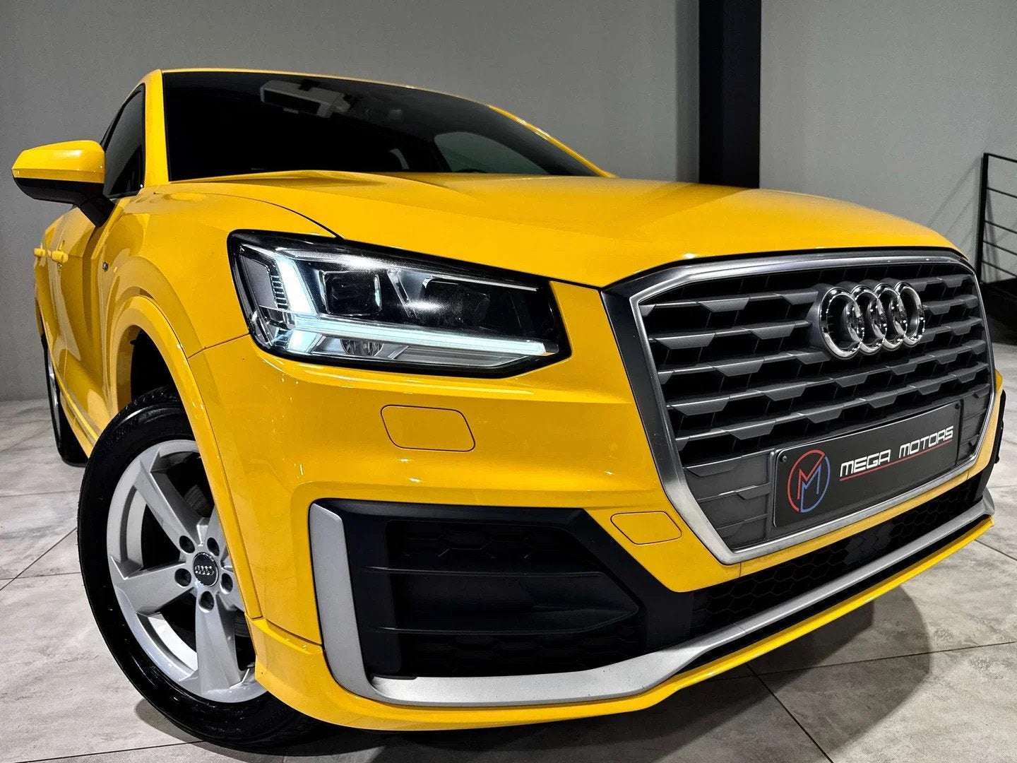Audi Q2 1.0 TFSi 116CV ! S-LiNE" ! "VEGAS YELLOW" CARPLAY NA, Achat, 1280 kg, Entreprise, Jaune