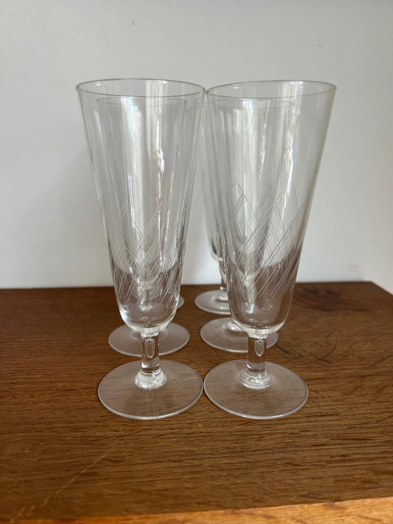 6 champagne flutes bewerkt glas, Antiek en Kunst, Ophalen