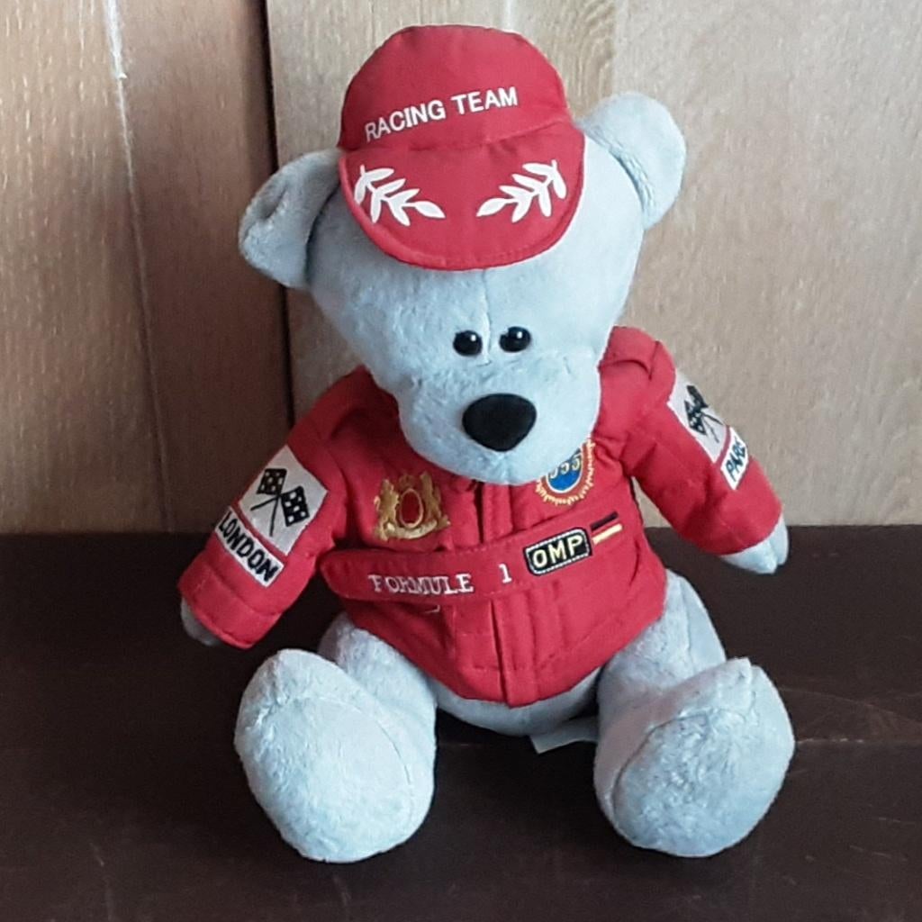 Bekleed teddybeer Formula 1 OMP 555 Racing team London Paris, Ophalen of Verzenden, Nieuw