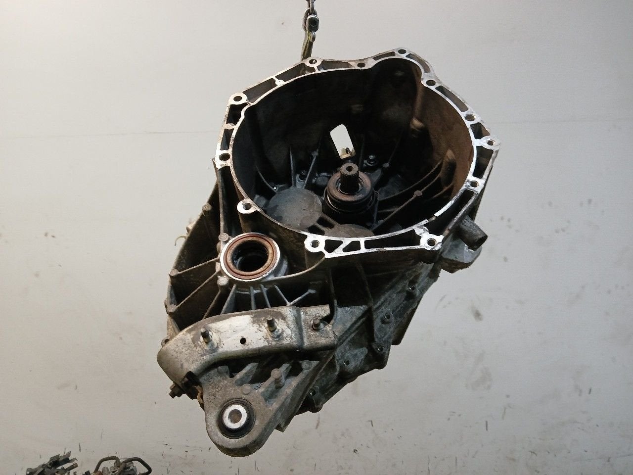 Versnellingsbak schakel Ford Mondeo, Onderdelen@venauto.nl, Van der Ven Autorecycling B.V., Gebruikt, Ettenseweg 76, 4706 PB Roosendaal, The Netherlands
