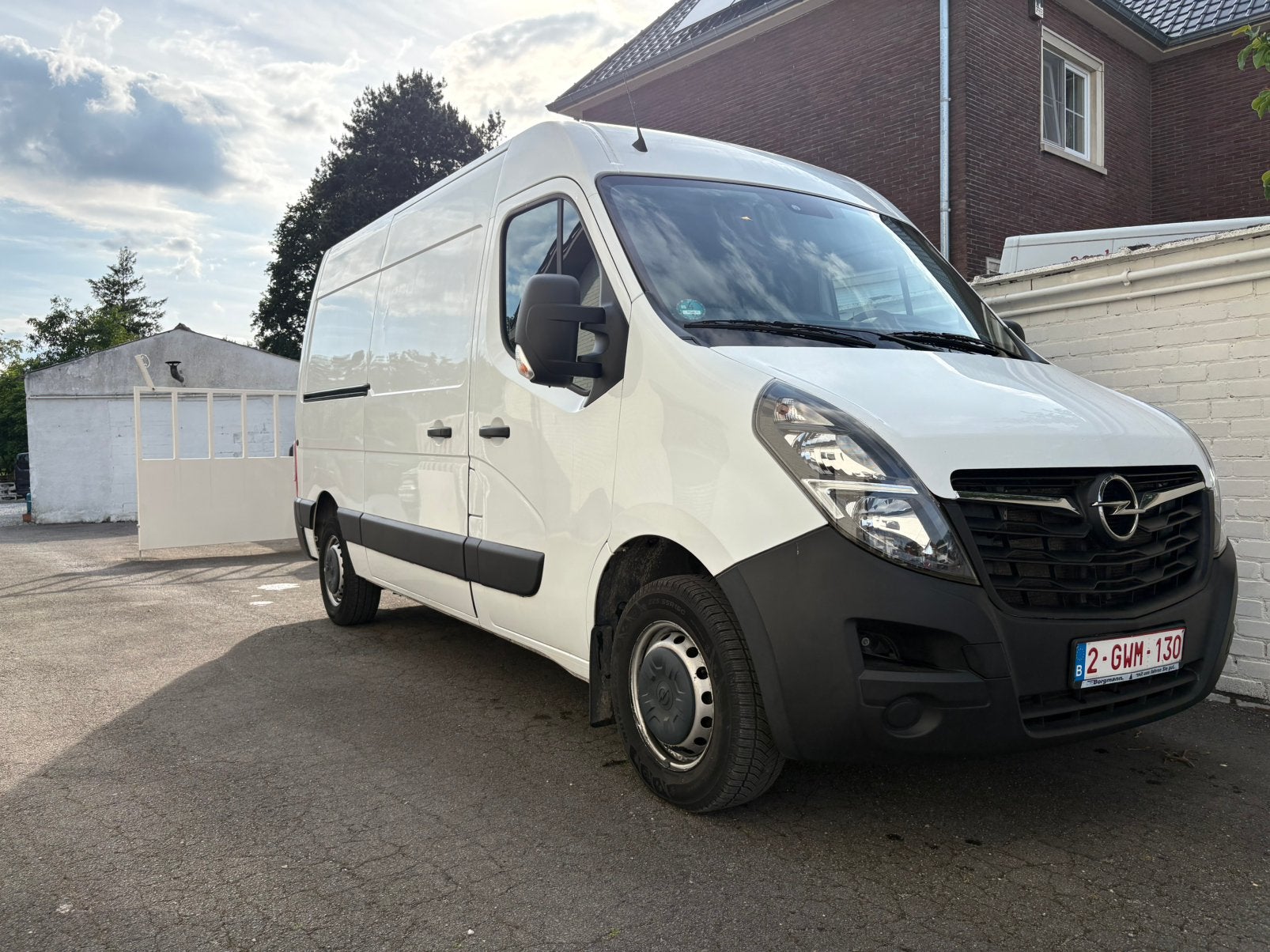 Opel Movano 2300CDTi bestelwagen Navigatie 2021, Auto's, 90 kW, Stof, 4 cilinders, 5 deurs
