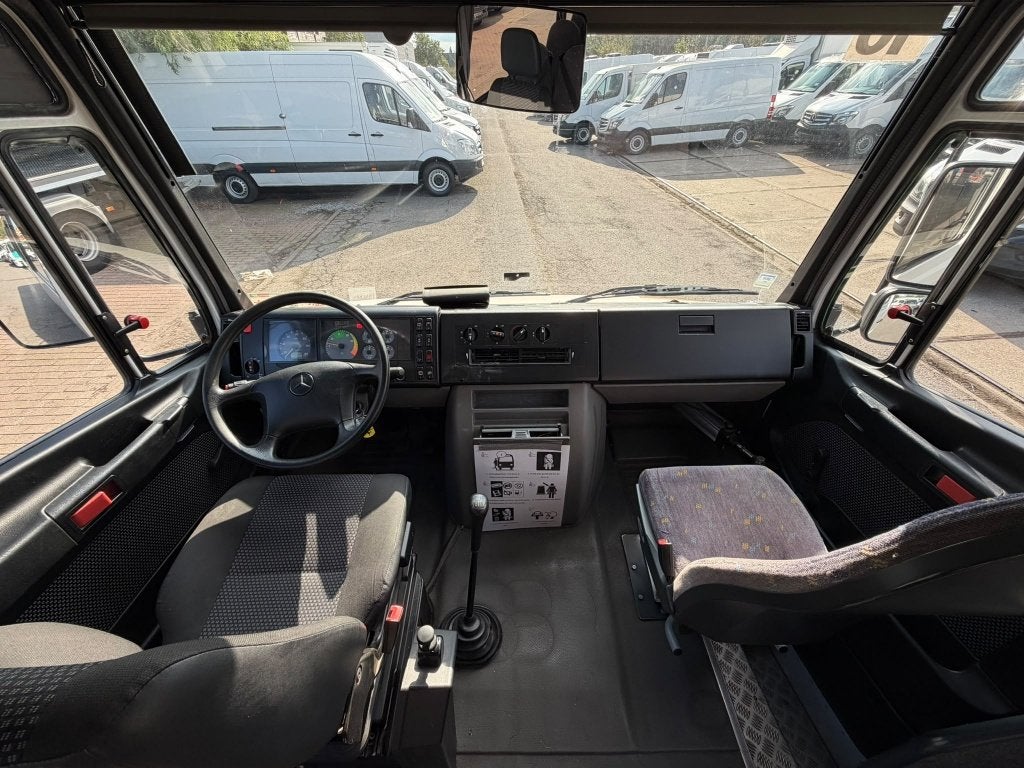 Mercedes Vario 0813 (Stock ID 50508) — 13