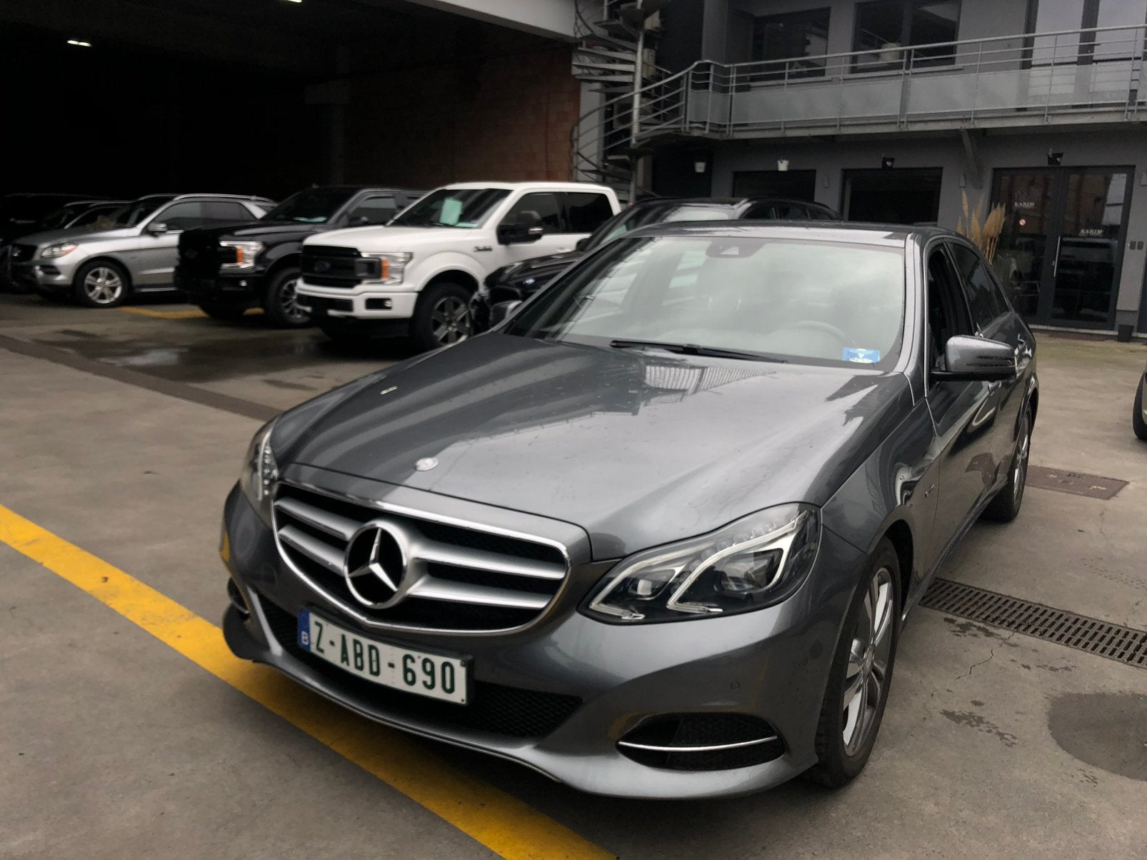 Mercedes E200 diesel 2015 € 6b full options, Autos, 100 kW, Argent ou Gris, Achat, Euro 6