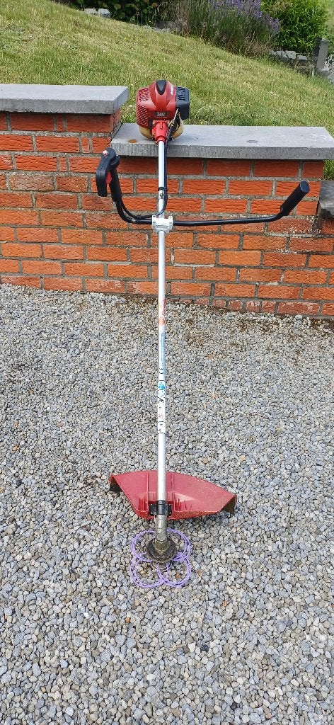 débroussailleuse TJ 27, Ophalen, Benzine, Gebruikt, Kawasaki