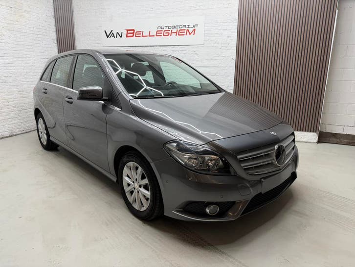 Zeer nette Mercedes b180cdi slechts 80.000km