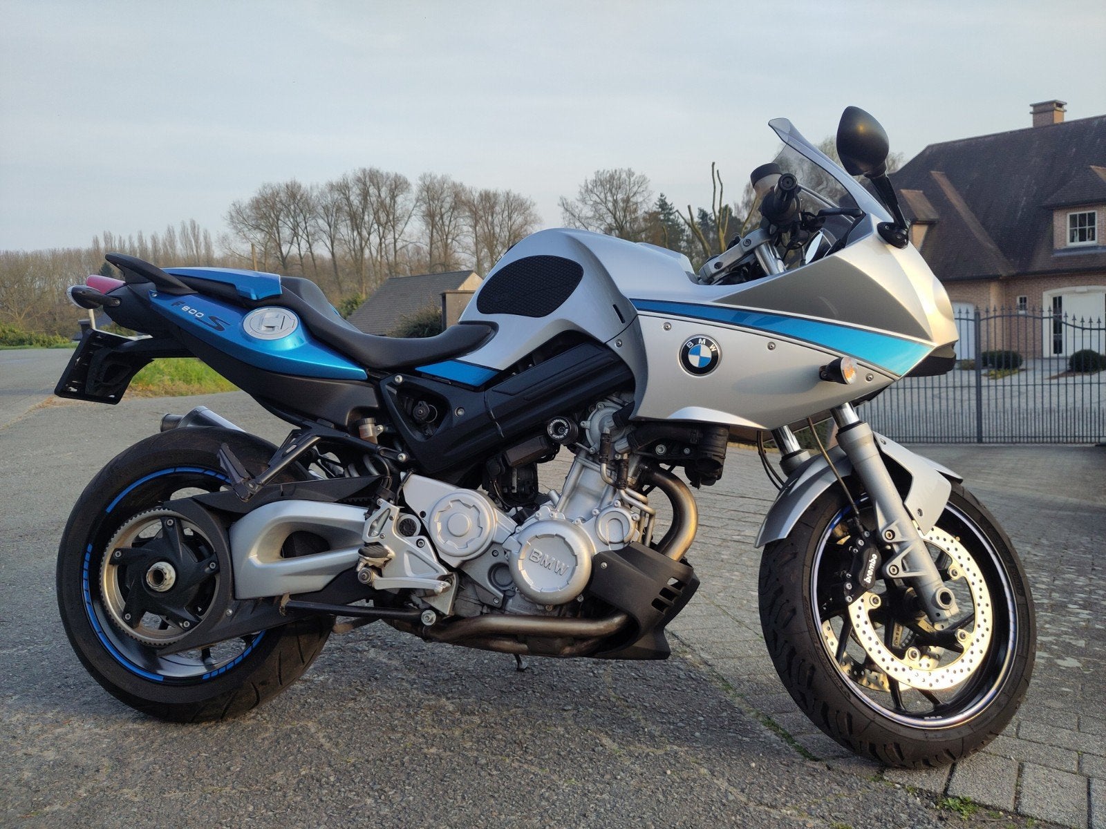 Genummerde bmw f800s n 16 van de 25, Poignées chauffantes, Plus de 35 kW, 800 cm³, 2 cylindres