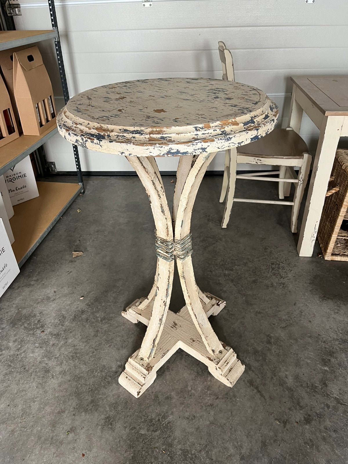 Leuke bijzettafel (120cm hoog ), Ophalen, Zo goed als nieuw