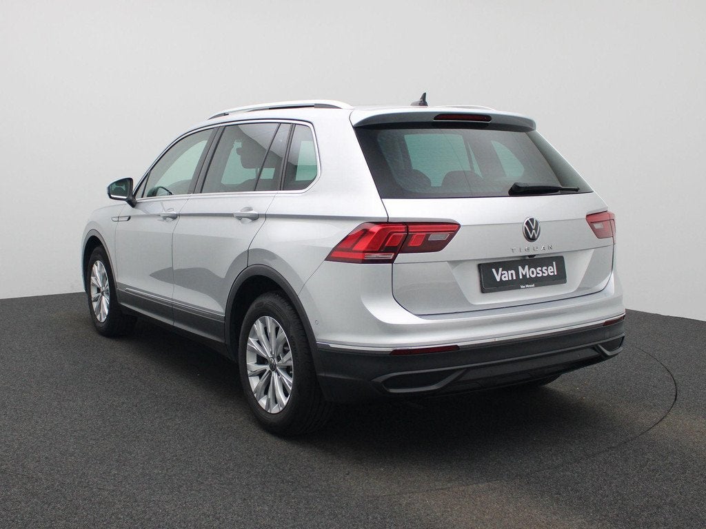 Volkswagen Tiguan 1.5 eTSI 110kW Life Business, Autos, Argent ou Gris, Achat, 110 kW, Entreprise