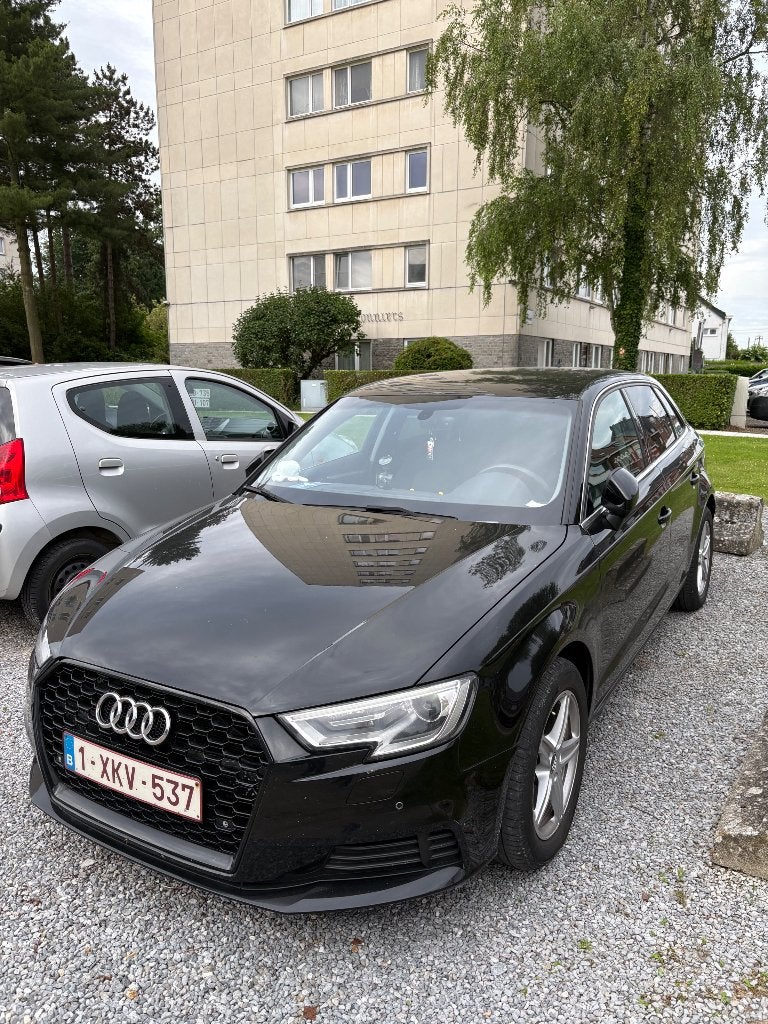 Audi A3 1.6TDI, Autos, Euro 6, Boîte manuelle, Noir, Particulier