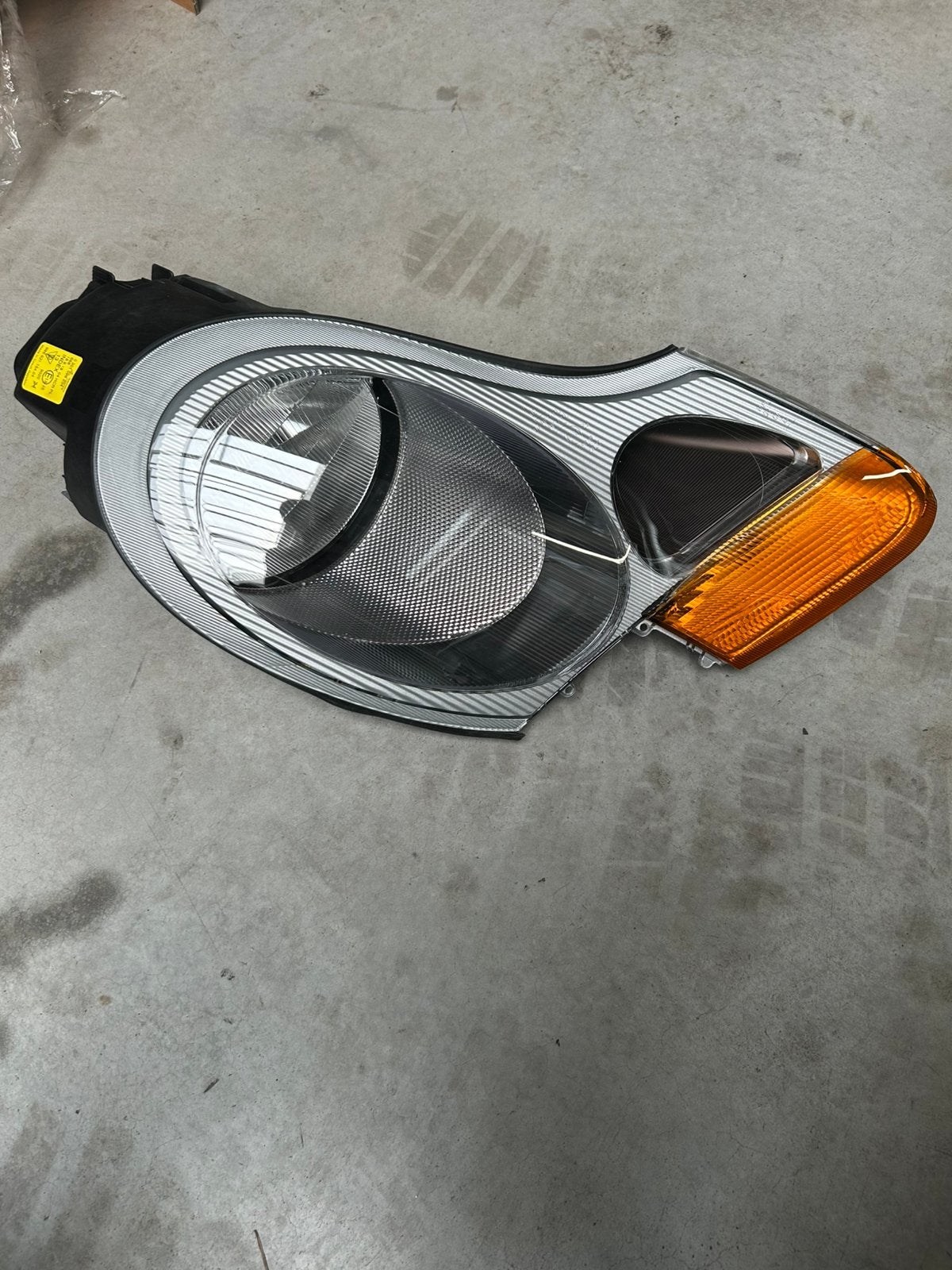 Porsche 996 - phare droit avec clignotant orange, Enlèvement