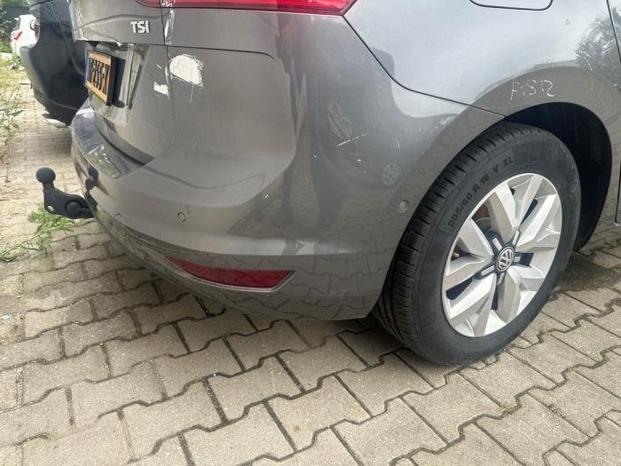 Achterbumper van een Volkswagen Touran (LD7R), Auto-onderdelen, Gebruikt, -, Volkswagen, -