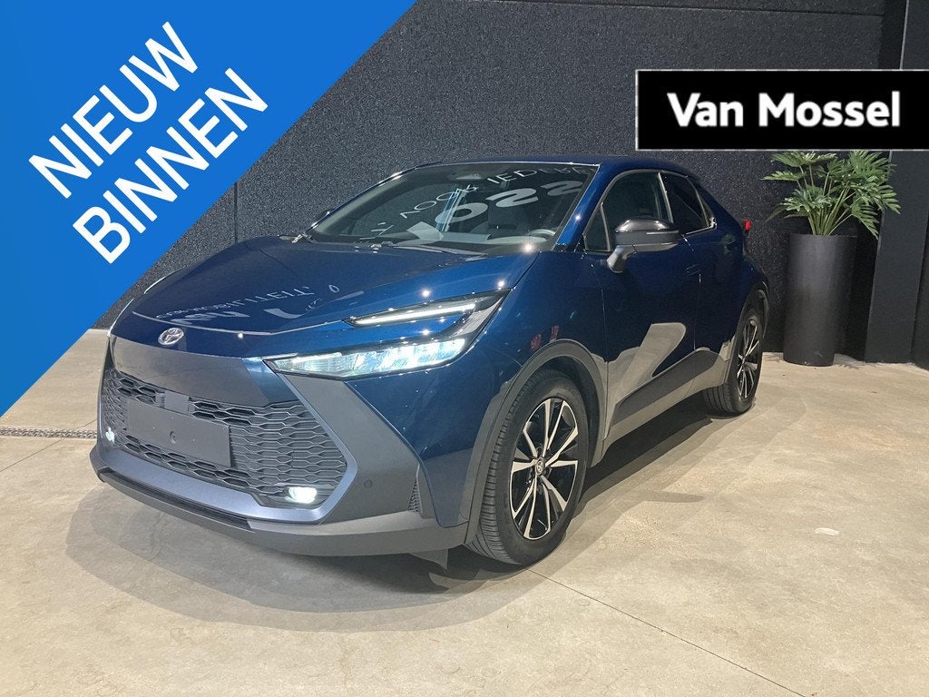 Toyota C-HR 1.8 VVT i-Hybrid C-Lub Mono-Tone E-CVT, Autos, Toyota, Achat, 725 kg, Entreprise, Carnet d'entretien