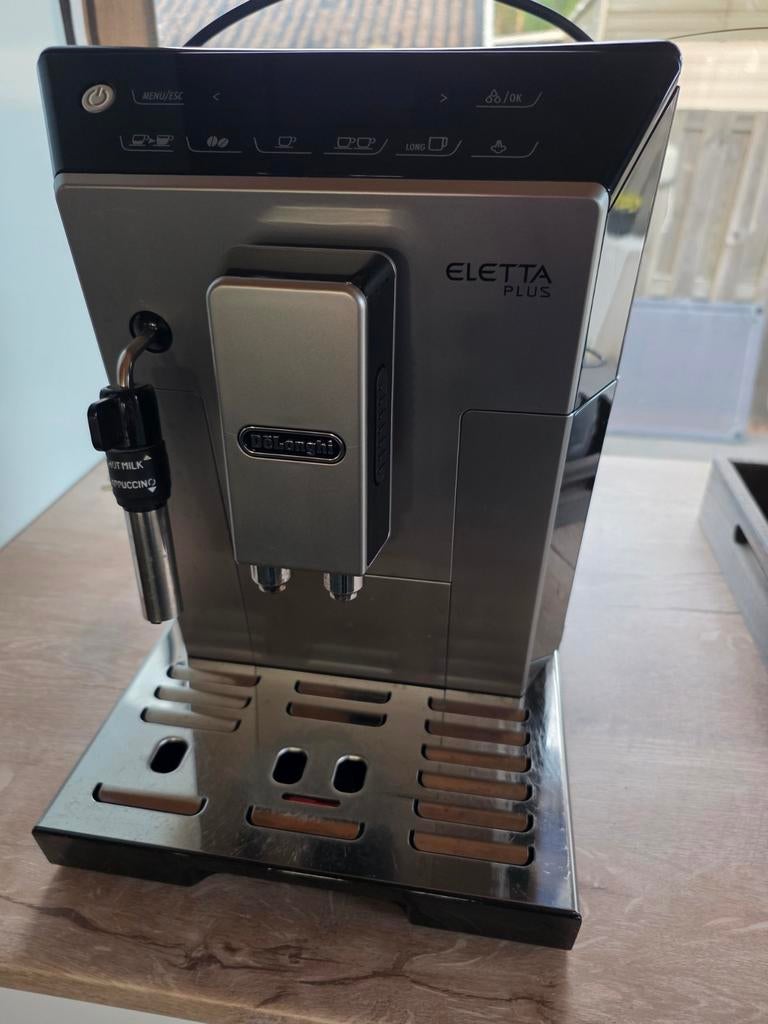 Delonghi Eletta Plus, Elektronische apparatuur, Koffiezetapparaten, Ophalen, Koffiemachine, Gemalen koffie