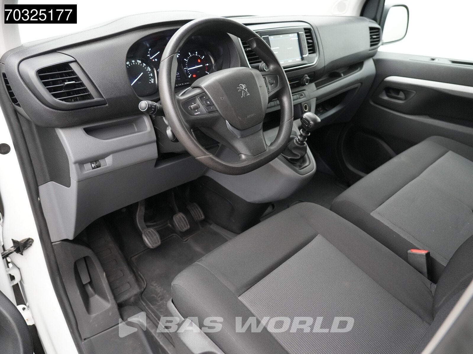 Peugeot Expert 120pk Dubbel Cabine L3H1 Navi Airco Parkeerse, Auto's, 90 kW, Gebruikt, Euro 6, 4 cilinders