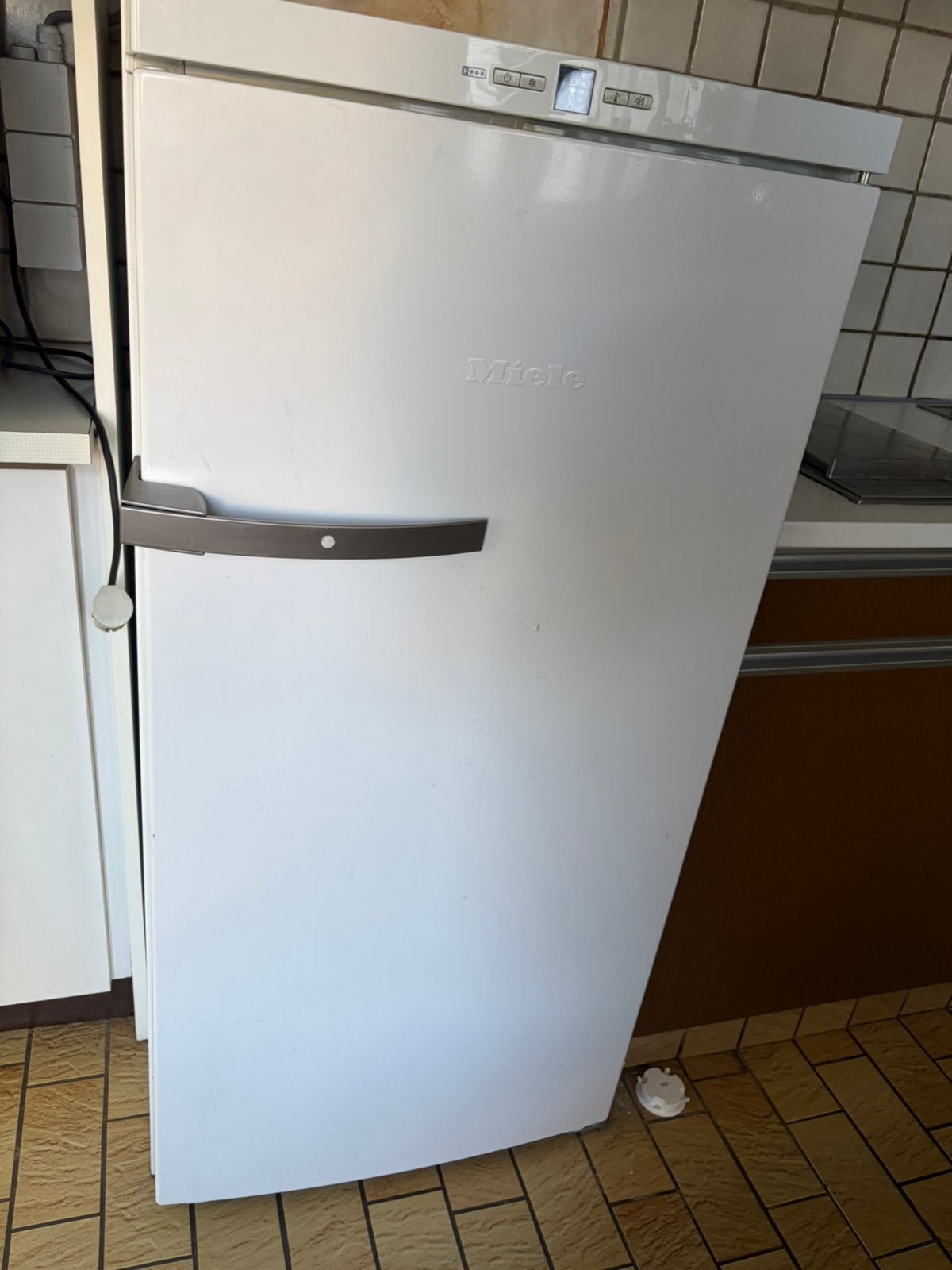 Grote miele diepvries te koop, Elektronische apparatuur, Ophalen, Zo goed als nieuw
