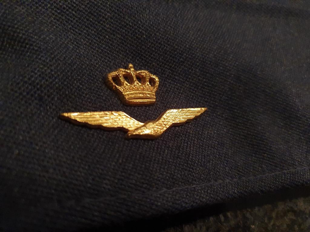 Scheepje Nederlandse luchtmacht officier, Ophalen of Verzenden, Luchtmacht, Helm of Baret