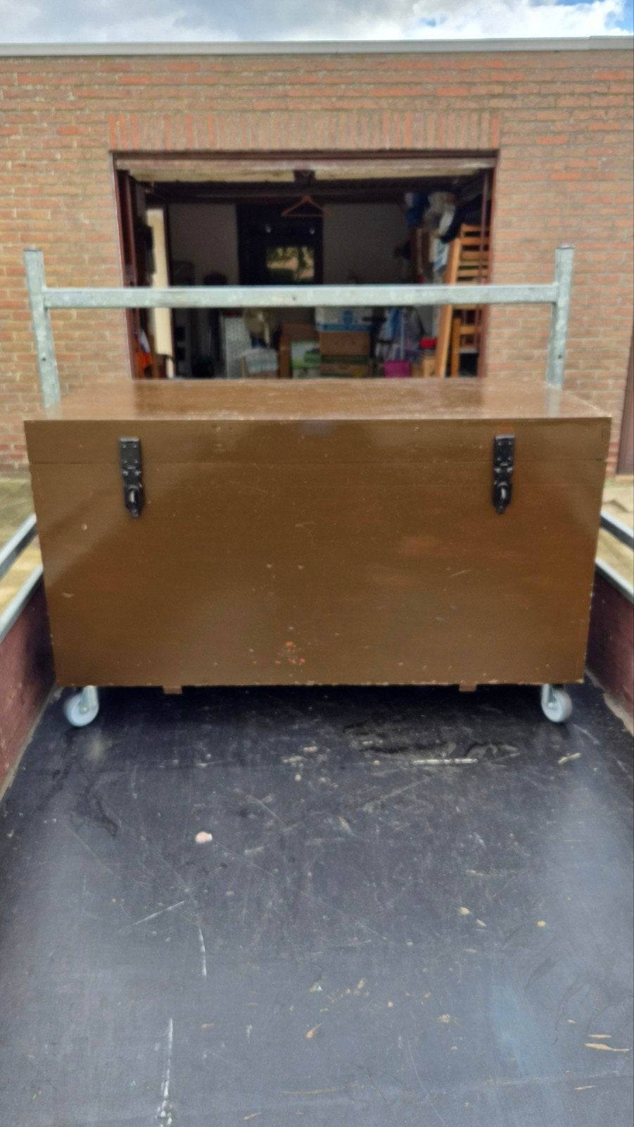 houten speelgoed kist, Ophalen